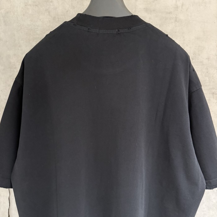 使い勝手良し ディオール 偽物通販 の2026SSに布を貼って刺繍する半袖Tシャツ