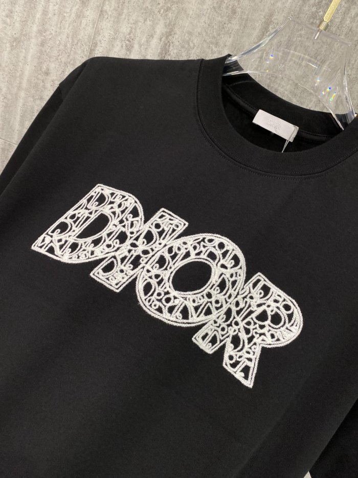 大人気 ディオール コピーおすすめ の2026SS前後のデザインロゴ刺繍半袖 Ｔシャツ