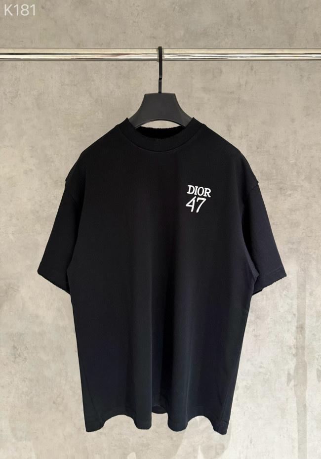 一目惚れ♪ ディオール コピー の2026SSに布を貼って刺繍する半袖Tシャツ