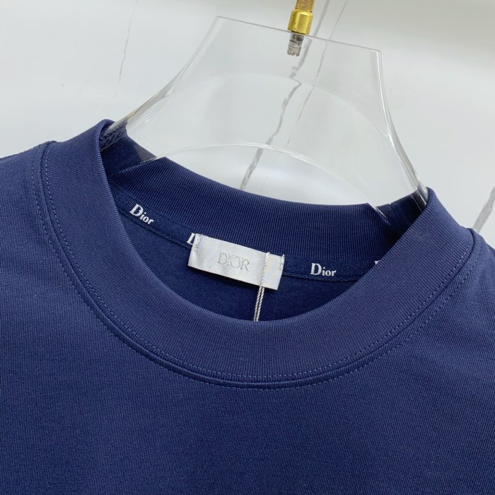 【限定】ディオール コピー の2026SS丸首長袖プルオーバー長袖Tシャツネットレッド