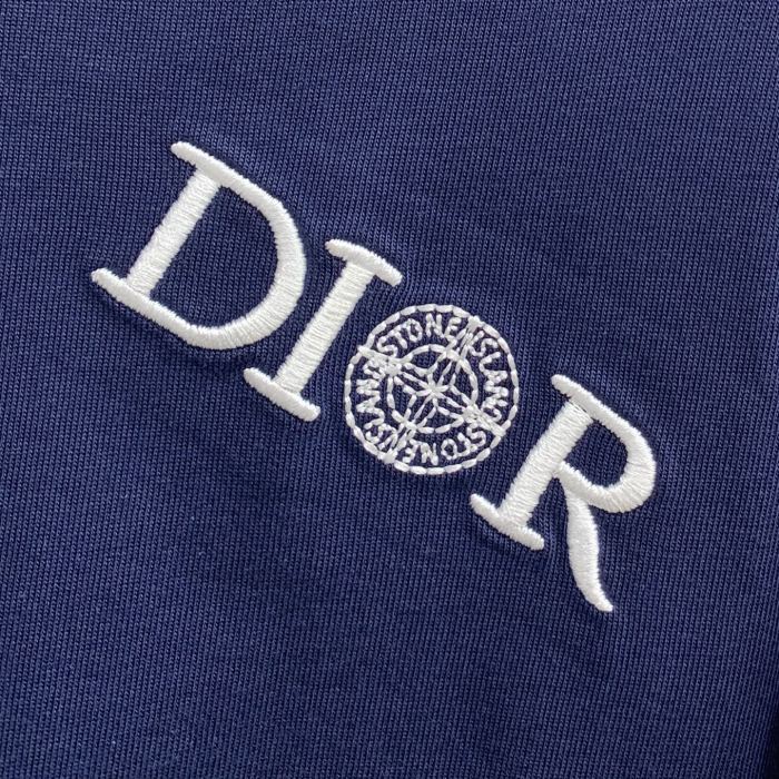 【限定】ディオール コピー の2026SS丸首長袖プルオーバー長袖Tシャツネットレッド