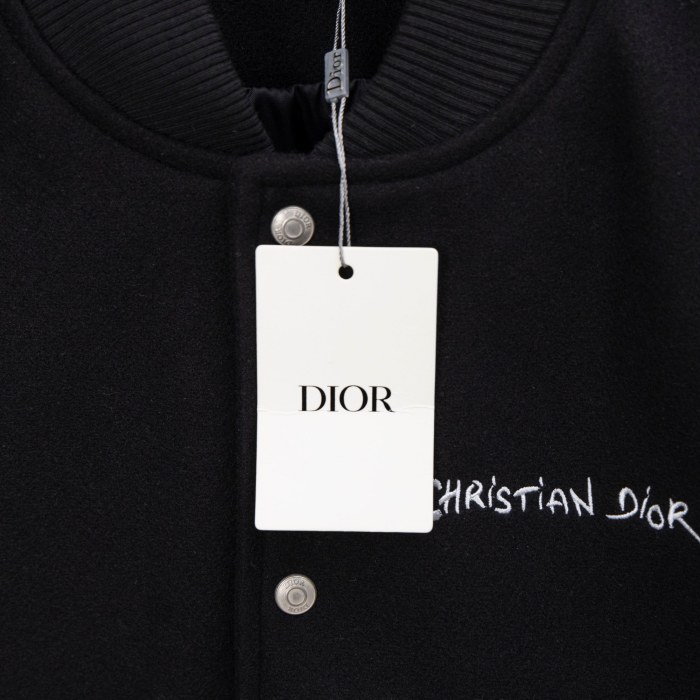 新作 ディオール スーパーコピー の2026SSランニング用野球ウェアのコート