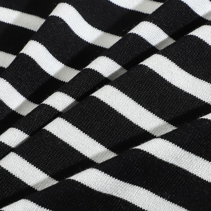 【話題商品！】プラダ 激安通販 の2026SS クルーネックニットセーター半袖Tシャツ
