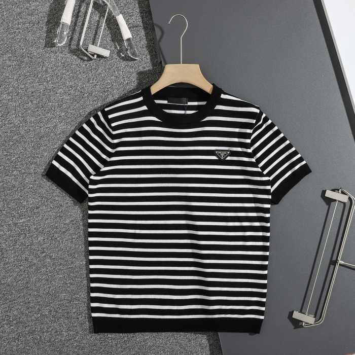 【話題商品！】プラダ 激安通販 の2026SS クルーネックニットセーター半袖Tシャツ