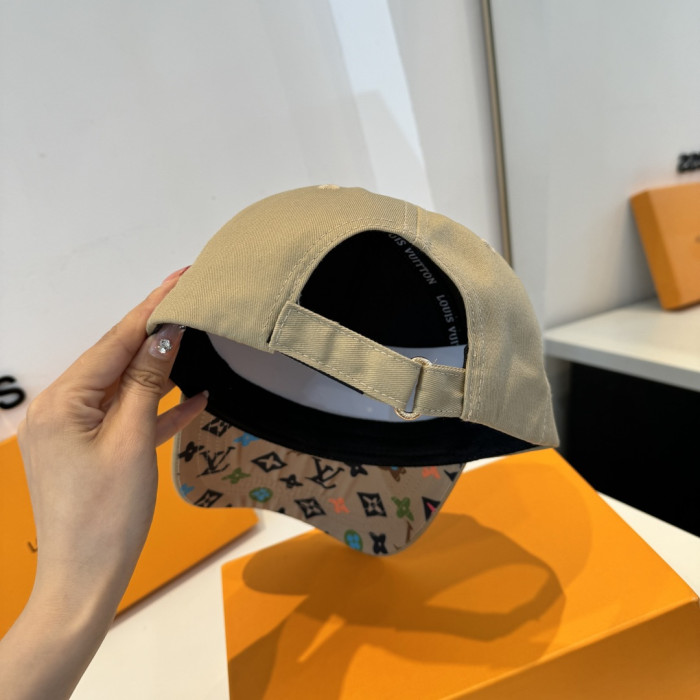 追跡付 ルイヴィトン 激安通販 2026SSの新型LVベースボールキャップ