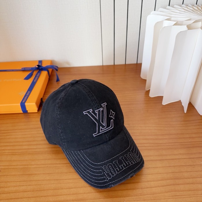 入手困難 ルイヴィトン 偽物通販 2026SSの新型LVベースボールキャップ
