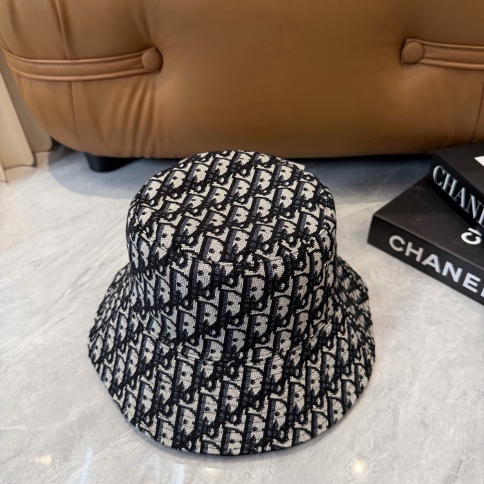 使い勝手良し ディオール n級品 2026SS のDior りょうめん漁夫帽