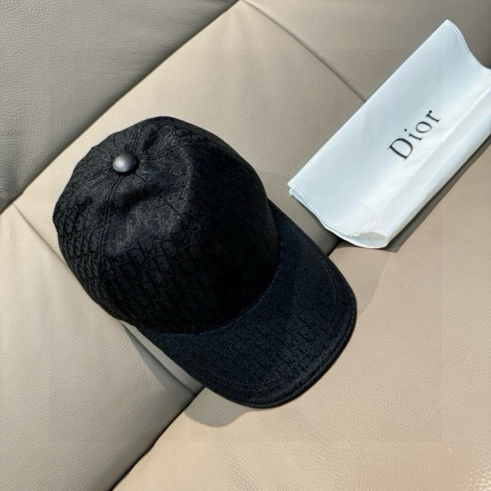 使い勝手良し ディオール コピー 2026SS のDior老花野球帽