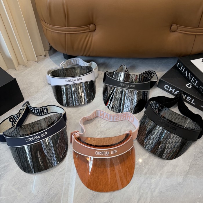 大人気 ディオール スーパーコピー 2026SS のDior サンバイザー