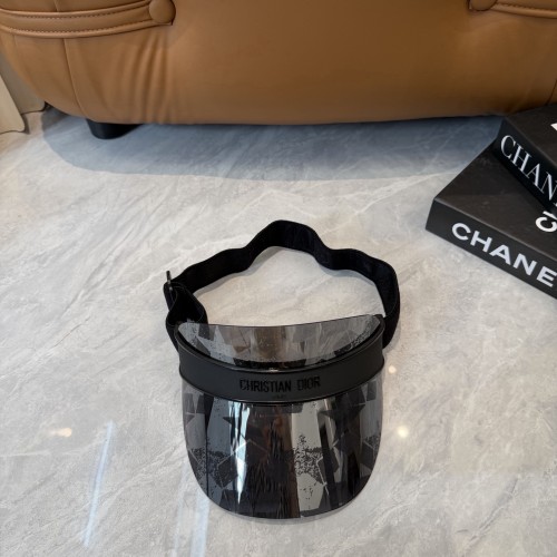 入手困難 ディオール コピーおすすめ 2026SS のDior サンバイザー