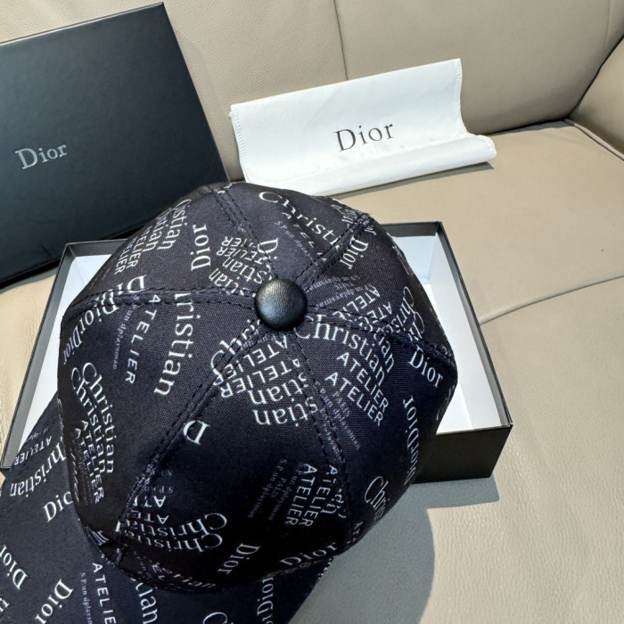 追跡付 ディオール コピーおすすめ 2026SS のDiorシルク印刷は野球帽