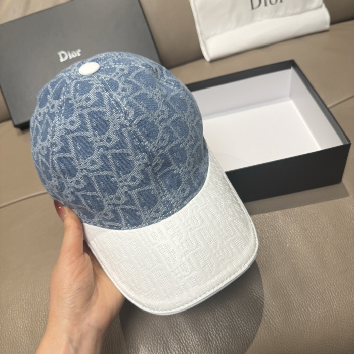 累積売上総額第１位！ディオール n級品 2026SS のDior老花は皮を合わせて野球帽