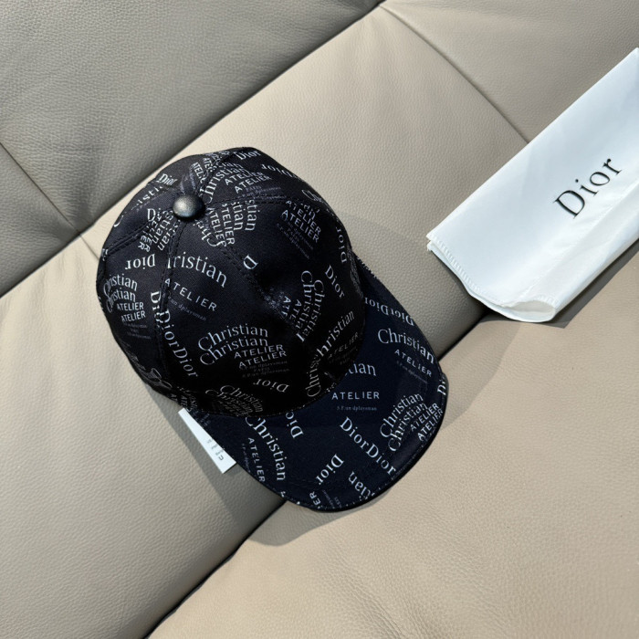 追跡付 ディオール コピーおすすめ 2026SS のDiorシルク印刷は野球帽