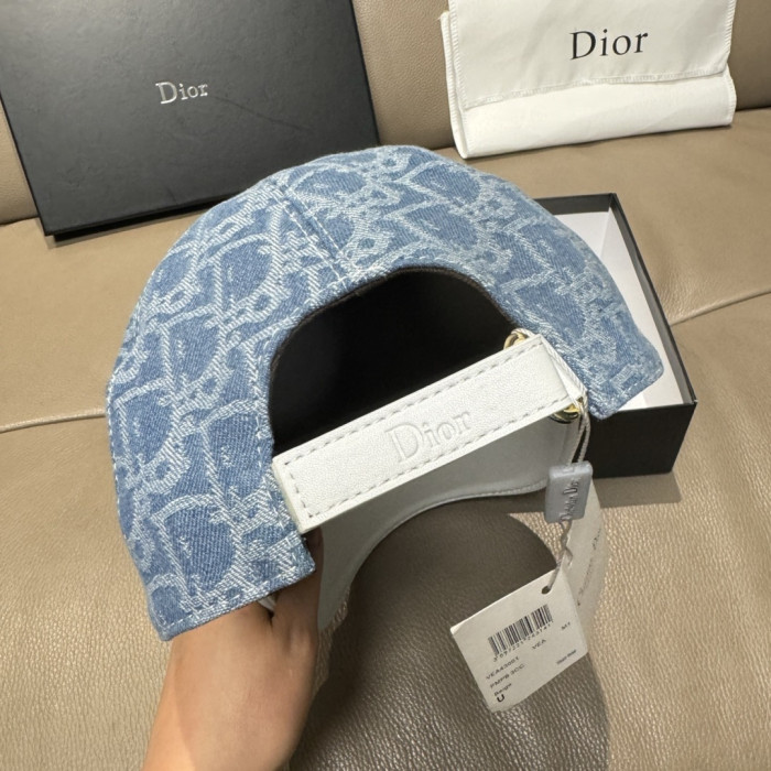 累積売上総額第１位！ディオール n級品 2026SS のDior老花は皮を合わせて野球帽