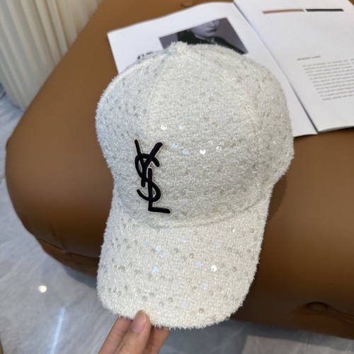 新作 YSLイヴサンローラン コピー 2026SS春夏の新型アルファベット刺繍野球帽