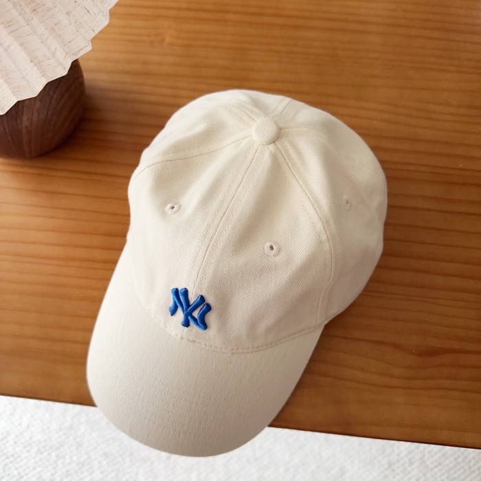 新作 NY 偽物通販  2026SSの最新刺繍入り野球帽