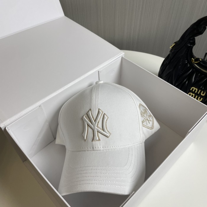使い勝手良し NY スーパーコピー 2026SSの刺繍​野球帽
