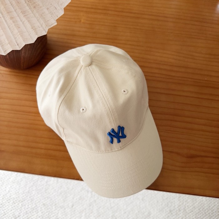 新作 NY 偽物通販  2026SSの最新刺繍入り野球帽
