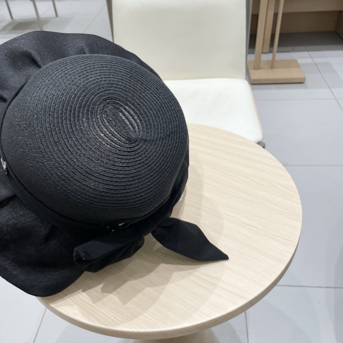 高品質 ロエベ スーパーコピー 2026SS春と夏の蝶結び継ぎ漁師帽
