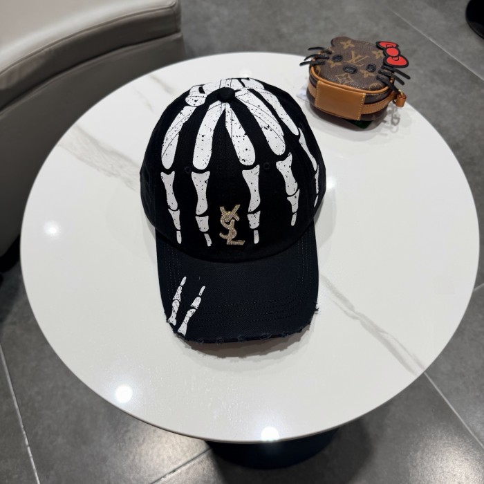 新作 YSLイヴサンローラン コピー 2026SS春夏の新型アルファベット刺繍野球帽