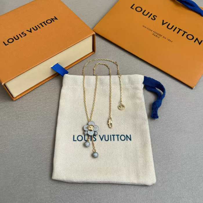 超奇跡の入荷☆ ルイヴィトン 偽物通販 2026SS LV の太陽花ネックレス