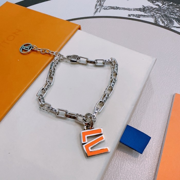 超奇跡の入荷☆ ルイヴィトン スーパーコピー 2026SS のLV ブレスレット