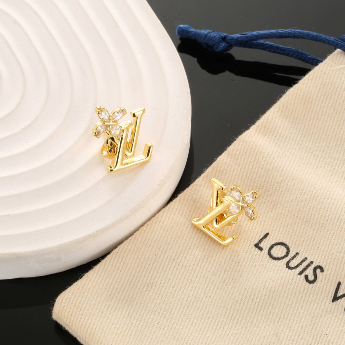 日本未入荷 ルイヴィトン 激安偽物 2026SS のLV イヤリング