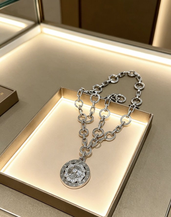 超奇跡の入荷☆ ブルガリ n級品 2026SS のネックレス