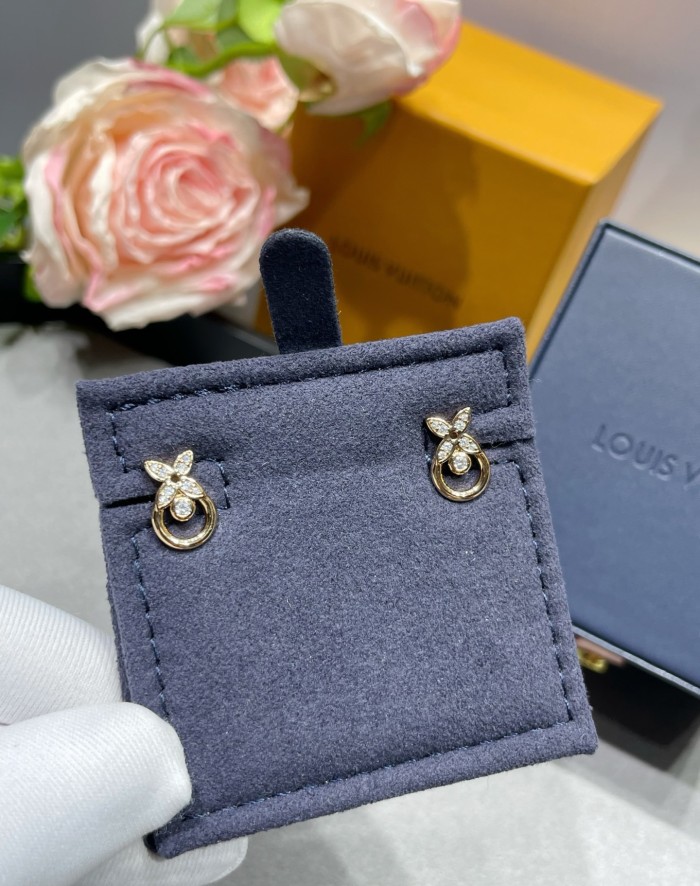 【限定】ルイヴィトン n級品 2026SS のLV イヤリング