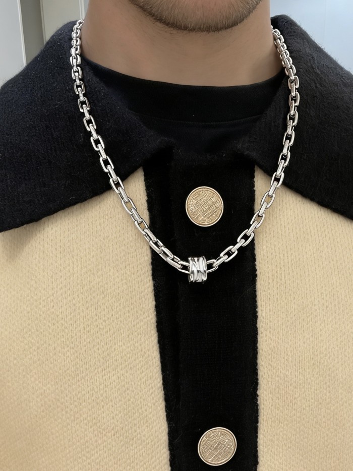 大人気 ブルガリ n級品 2026SS のネックレス