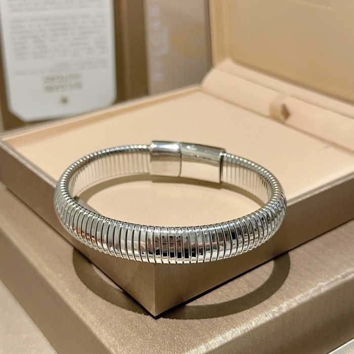超奇跡の入荷☆ ブルガリ 激安偽物 2026SS のブレスレット