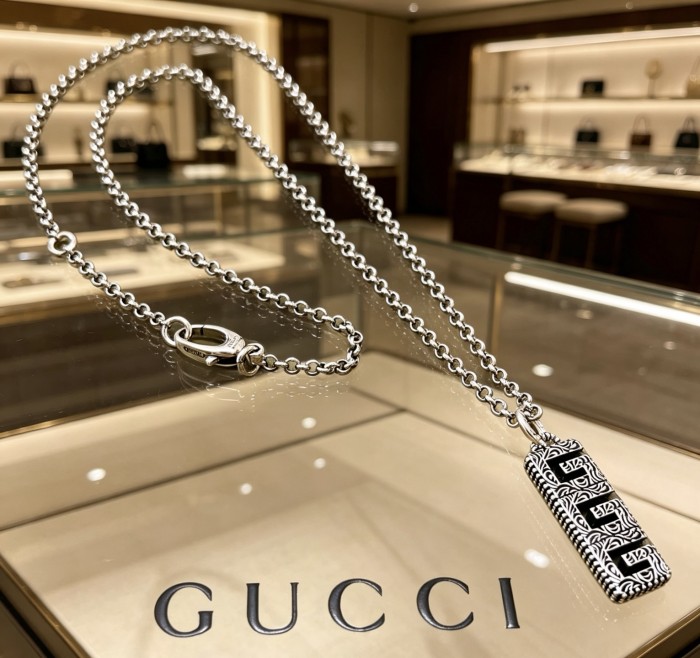 日本未入荷 グッチ コピー 2026SS のネックレス