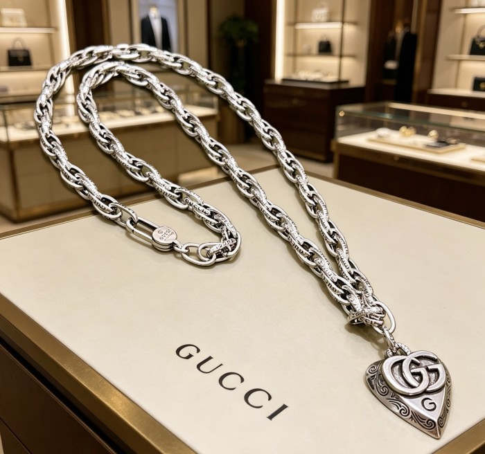 【限定】 グッチ 激安通販 2026SS のネックレス