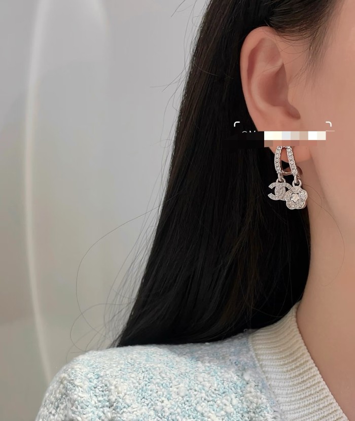 稀少 シャネル コピー 2026SS ダブルC花瓶ピアス