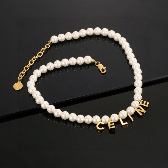 超奇跡の入荷☆ Celineセリーヌ 激安通販 2026SS アルファベットネックレス