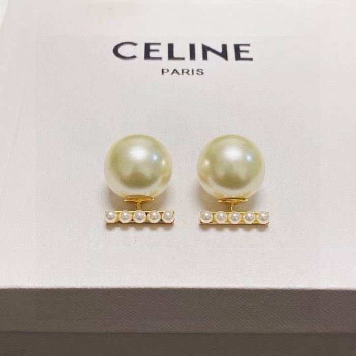 累積売上総額第１位！ Celineセリーヌ n級品 2026SS イアリング