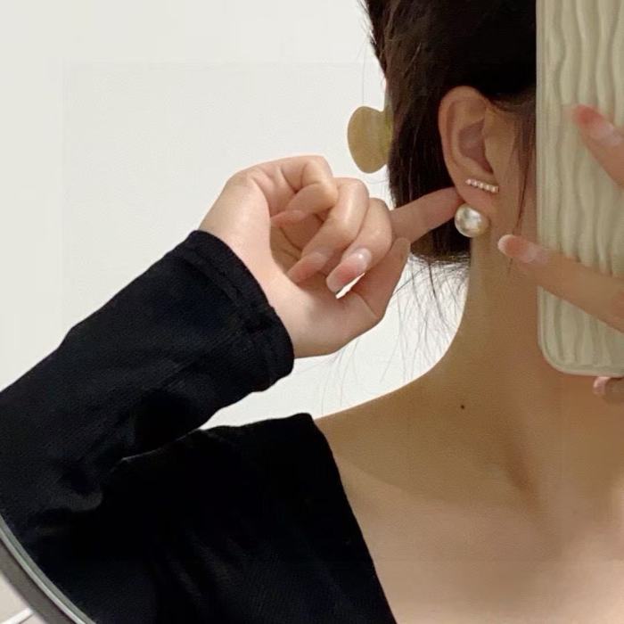 累積売上総額第１位！ Celineセリーヌ n級品 2026SS イアリング