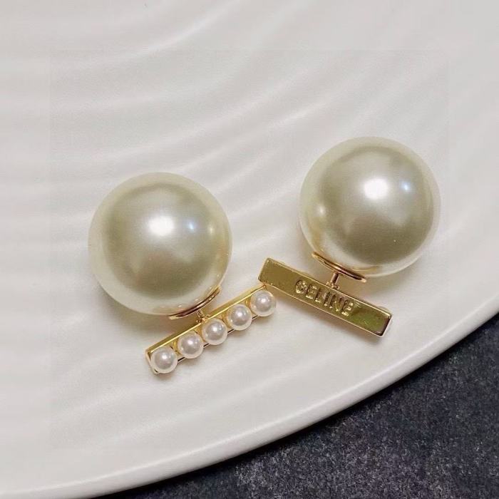 累積売上総額第１位！ Celineセリーヌ n級品 2026SS イアリング