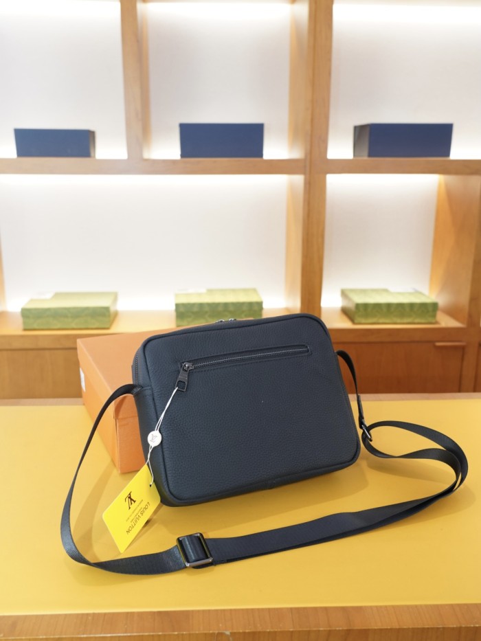 【限定】 ルイヴィトン コピー 2026SS メンズ ショルダーバッグ