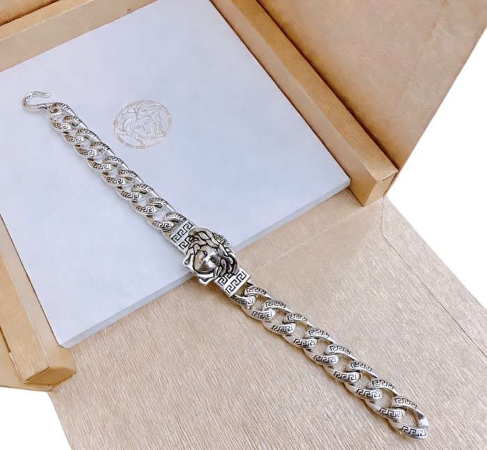 大人気 Versace ヴェルサーチ コピー 2026SS ブレスレット