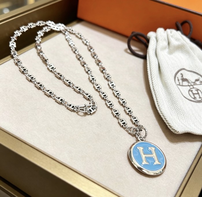【話題商品！】 エルメス 偽物通販 2026SSのネックレス
