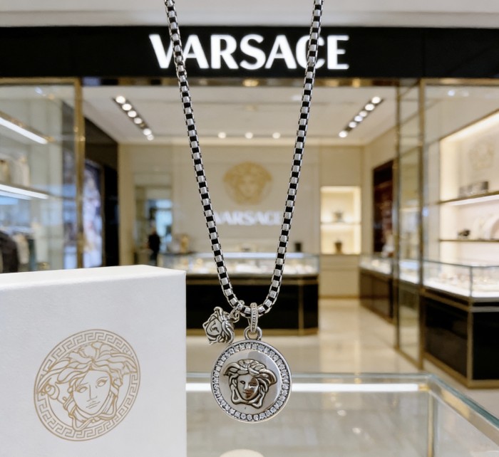 【限定】 Versace ヴェルサーチ n級品 2026SS ネックレス