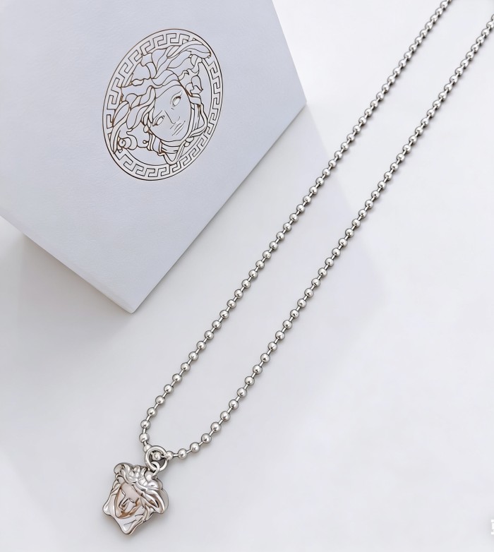 追跡付  Versace ヴェルサーチ 偽物通販 2026SS ネックレス
