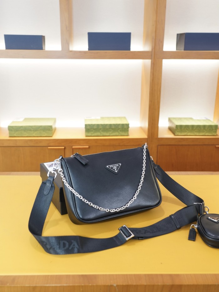 超話題! プラダ n級品 2026SSメンズ ショルダーバック