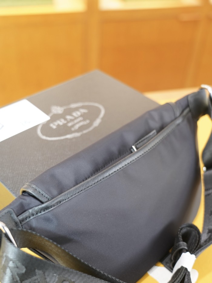 【限定】 プラダ n級品 2026SSメンズ ウエストポーチ