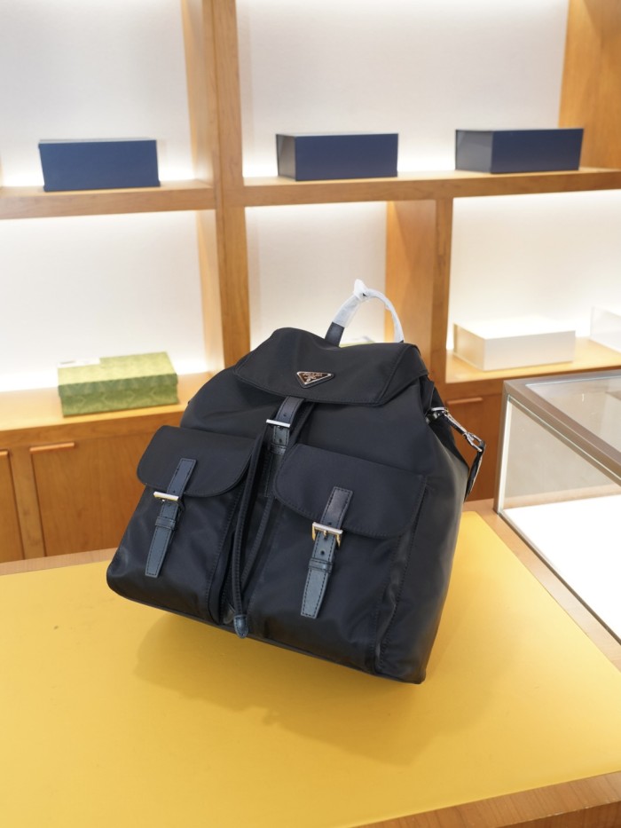 超話題! プラダ コピーおすすめ 2026SSメンズ リュックバック