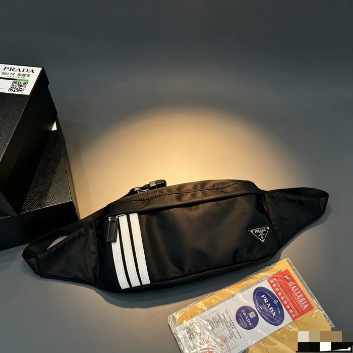 超奇跡の入荷☆ プラダ コピー 2026SSメンズ ウエストポーチ