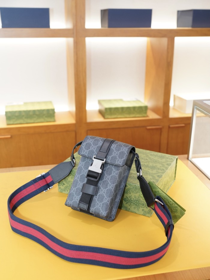 超奇跡の入荷☆ グッチ 激安偽物 2026SS メンズ ショルダーバック