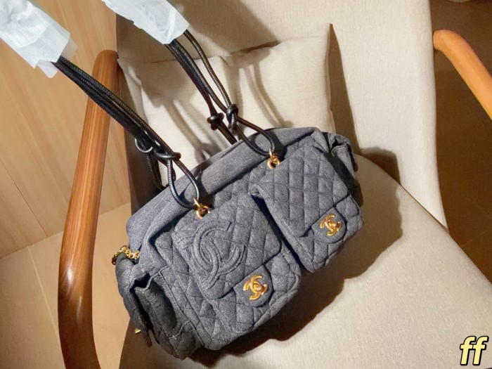 高品質シャネル コピー 2026SS レディース 機車バッグ