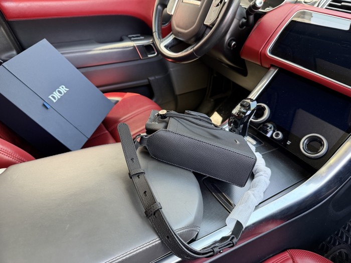 稀少 ディオール スーパーコピー 2026SS メンズ ショルダーバック
